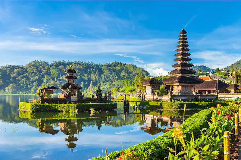 Your Ultimate Guide to Indonesia: A Seniors Travel Club Special