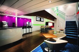 Studio Lounge