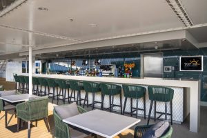 Top Deck 20 Exclusive Solarium