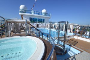 Freshwater Pools & Hot Tubs