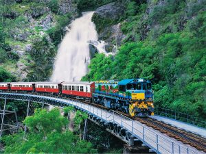 Cairns: Kuranda Tour & Hotel Stay