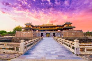 Huế: Tour & Hotel Stay