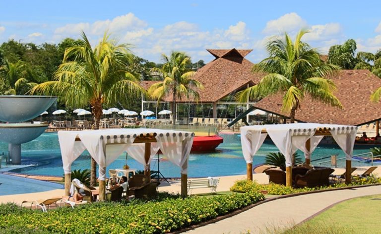 Recanto Cataratas Thermas Resort & Convention (Or Similar)