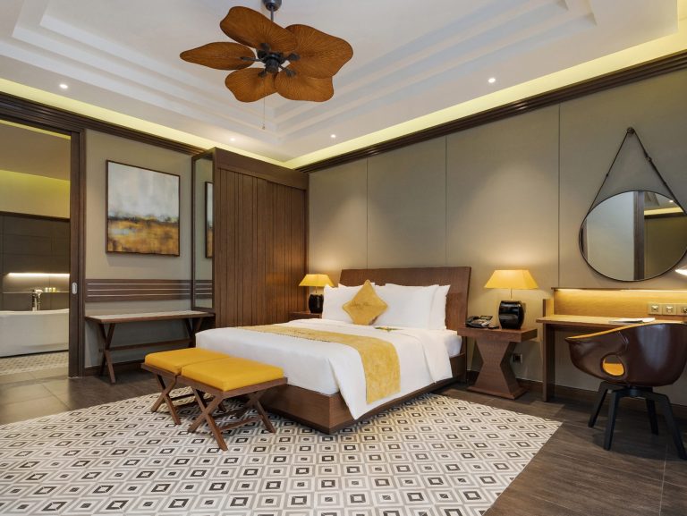 Senna Huế Hotel (Or Similar)