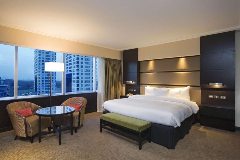 DoubleTree by Hilton Buenos Aires (Or Similar)
