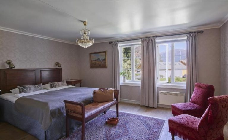 Fretheim Hotel (Or Similar)