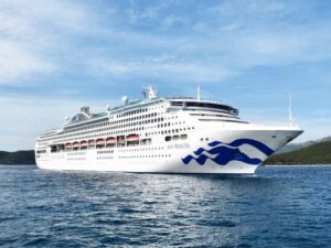 Barcelona: Embark Ship