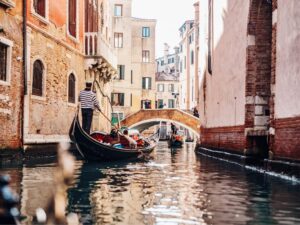 Mestre: Overnight in Port