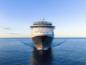 Southampton: Embark Ship