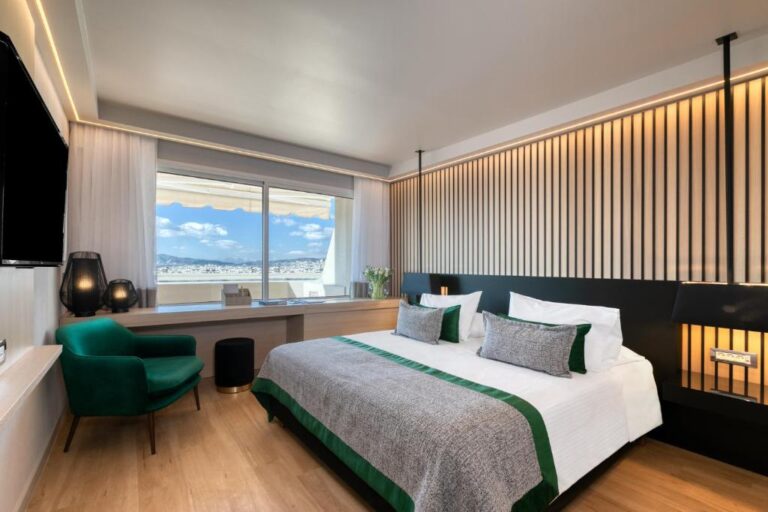 Divani Caravel Hotel (Or Similar)