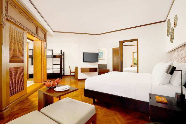 Nusa Dua Beach Hotel & Spa – Handwritten Collection (Or Similar)