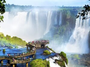 Iguazu: Tour & Hotel Stay