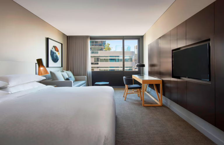 Four Points by Sheraton Sydney, Central Park (Or Similar)