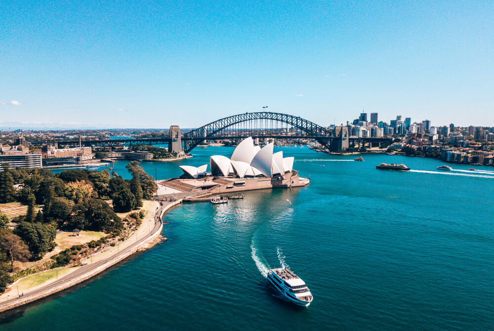 Are you at risk? Measles warning for Sydney after traveller exposes popular hotspots