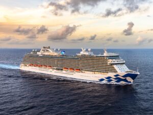 Southampton: Embark Ship