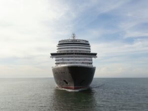 Southampton: Embark Ship