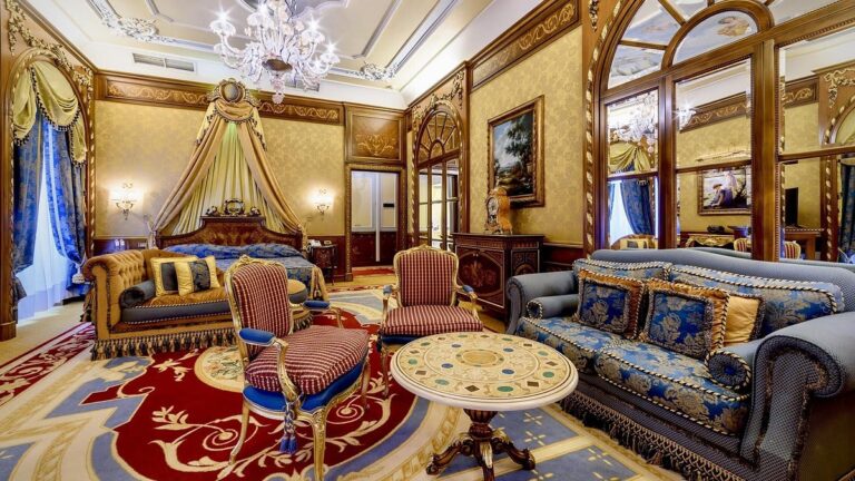 Grand Hotel Iles Borromees (Or Similar)