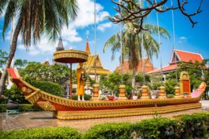 Siem Reap: Fly Home