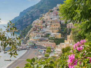 Sorrento: Limoncello Tour & Hotel Stay
