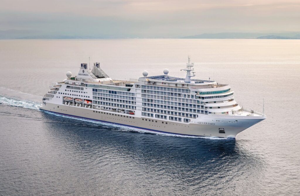 Ultra-Luxury All-Inclusive Silversea Brisbane to Singapore Voyage