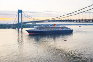 Southampton: Embark Ship